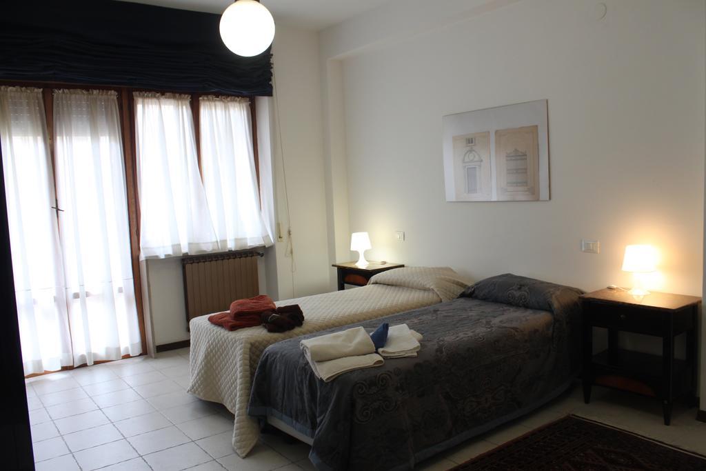 B&B Torrione LʼAquila Szoba fotó