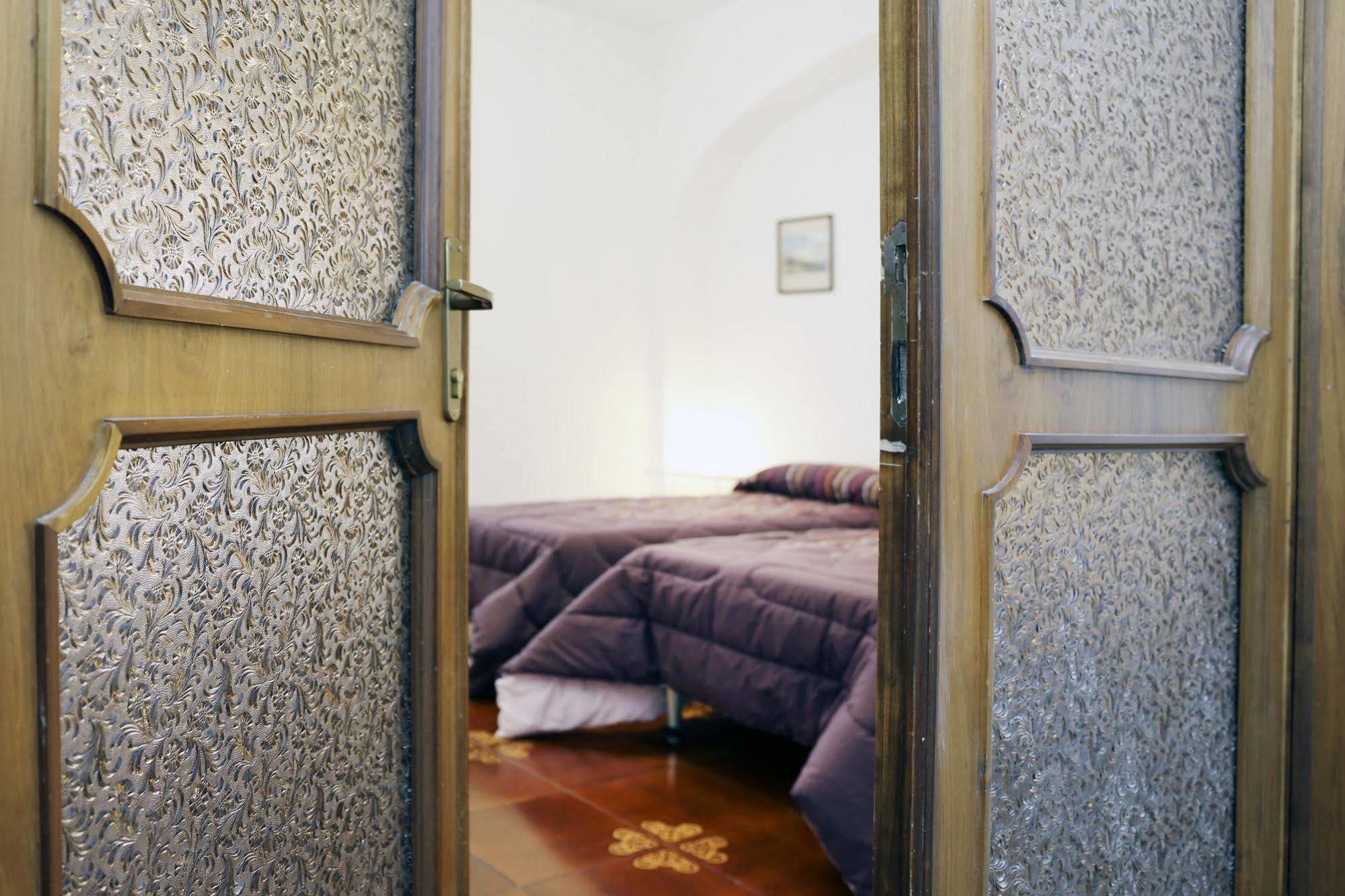 B&B Torrione LʼAquila Kültér fotó